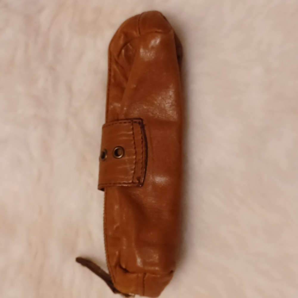 COPY - Abaco leather pouch. - Picture 4 of 10